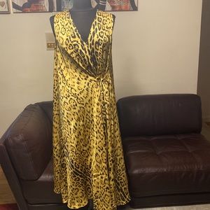 NWOT KOBI HALPERN WOMEN’S ANIMAL PRINT YELLOW BLACK COLOR DRESS